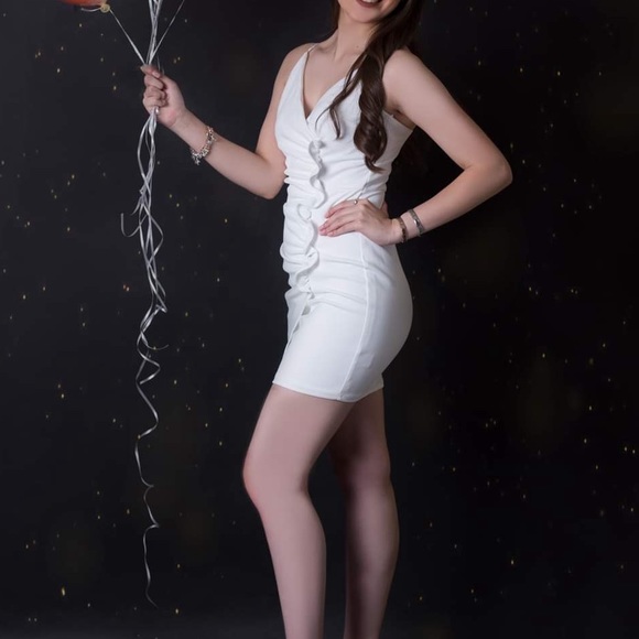 DILLARDS WHITE MINI DRESS - Picture 5 of 5